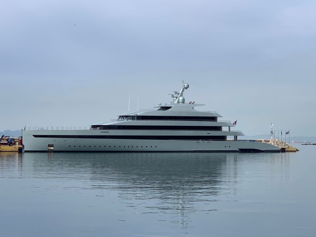 megayacht savannah